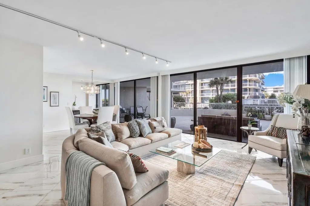 3300 S Ocean Boulevard S Palm Beach FL 33480