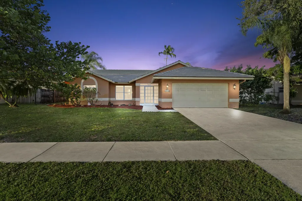 10573 Paso Fino Drive Lake Worth FL 33449