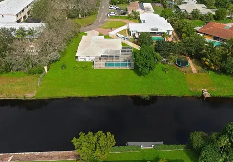 2344 SW 13th Street Boynton Beach FL 33426