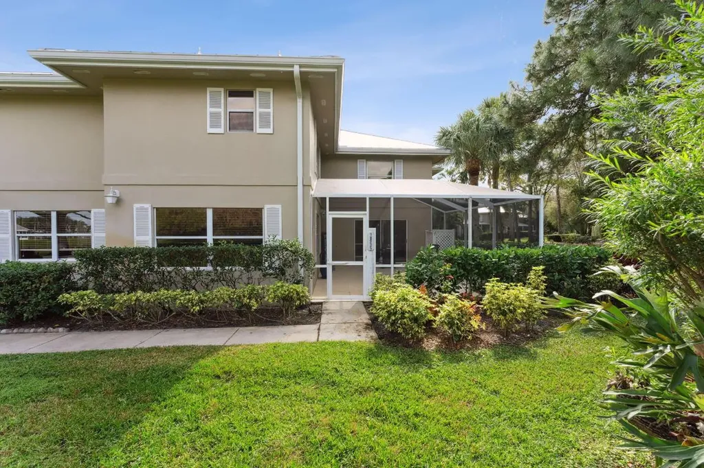 2855 SW Lakemont Place Palm City FL 34990