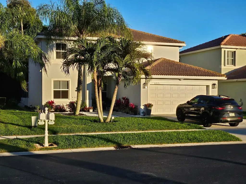 6705 Stonecreek Street Greenacres FL 33413