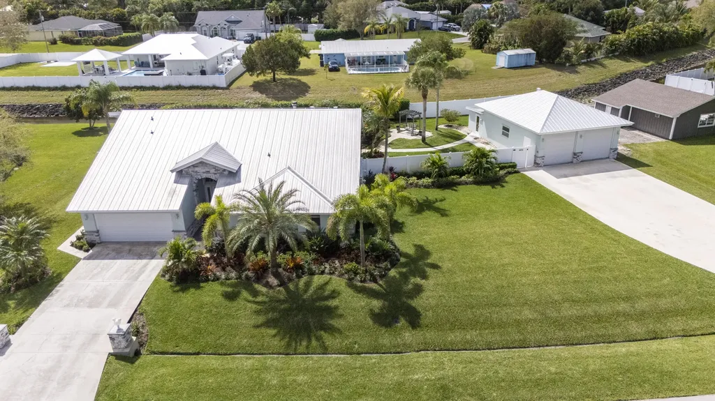 1992 SW Aaron Lane Port St Lucie FL 34953