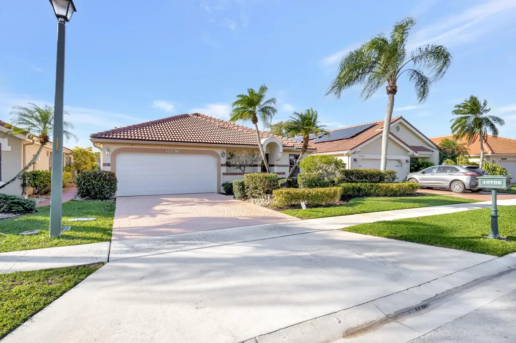 10796 White Aspen Lane Boca Raton FL 33428