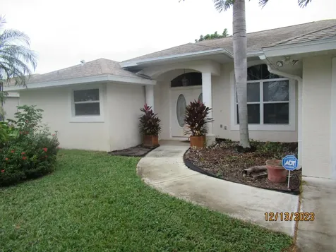 2459 SE Pascal Avenue Port St Lucie FL 34952