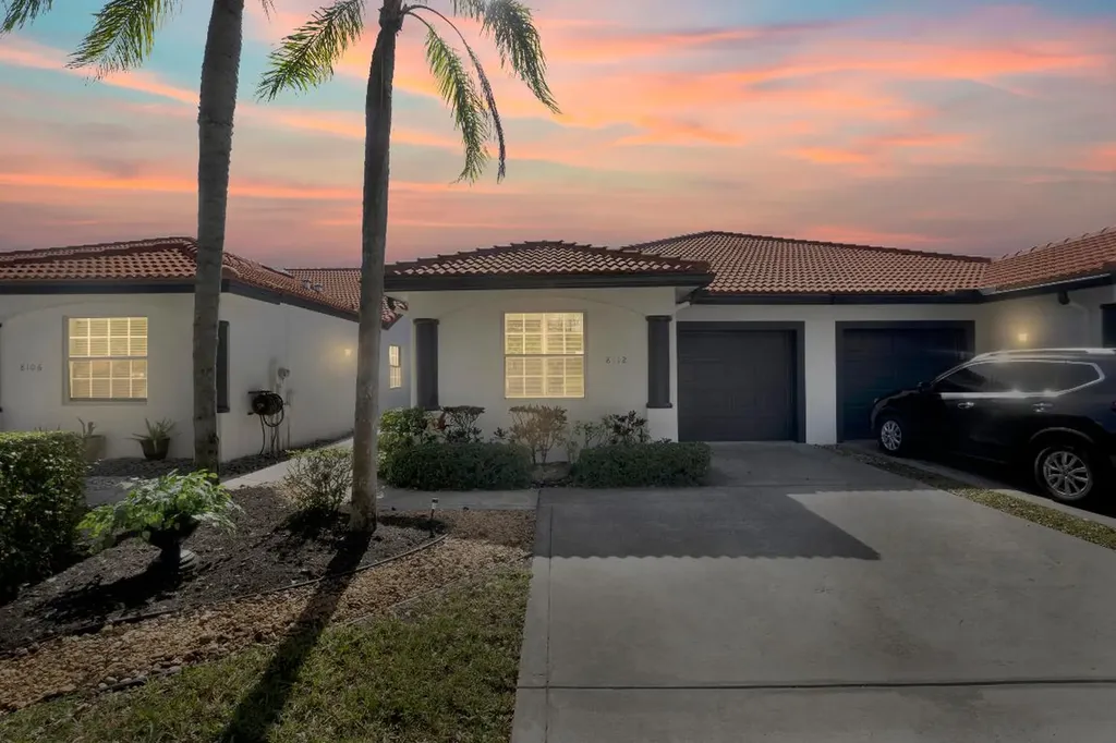 8112 Via Di Veneto Boca Raton FL 33496