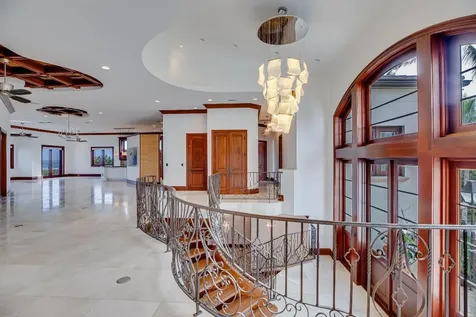 6722 N Highway A1a Hutchinson Island FL 34949