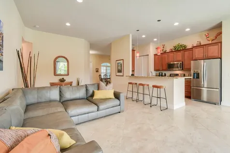 8684 SE Pinehaven Avenue Hobe Sound FL 33455