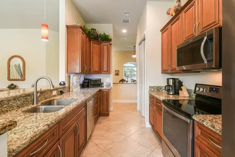 8684 SE Pinehaven Avenue Hobe Sound FL 33455