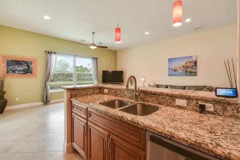8684 SE Pinehaven Avenue Hobe Sound FL 33455
