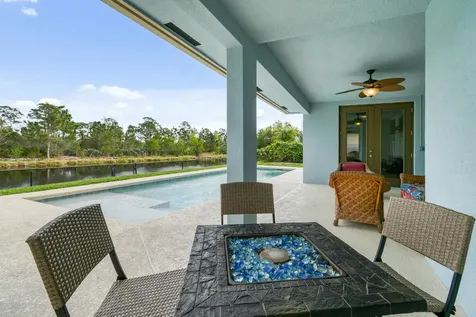 8684 SE Pinehaven Avenue Hobe Sound FL 33455