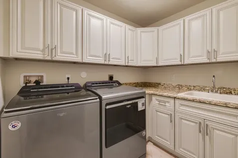 8684 SE Pinehaven Avenue Hobe Sound FL 33455