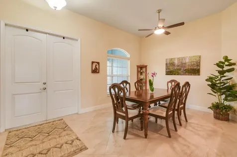 8684 SE Pinehaven Avenue Hobe Sound FL 33455