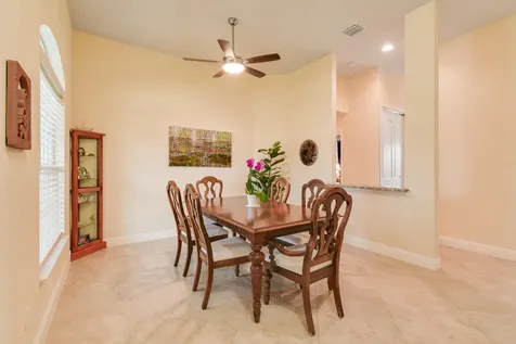 8684 SE Pinehaven Avenue Hobe Sound FL 33455