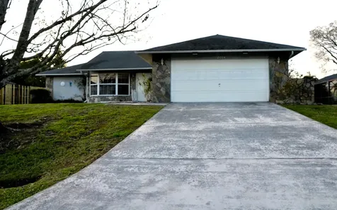 2014 SE Crowberry Drive Port St Lucie FL 34983