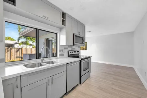 10581 NW 28th Street Sunrise FL 33322