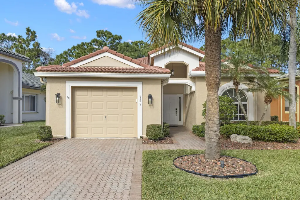 8373 Siciliano Street Boynton Beach FL 33472