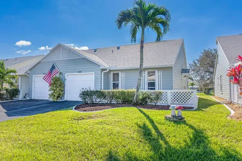 2530 SE Tropical East Circle Port St Lucie FL 34952