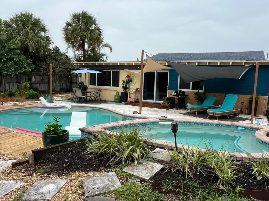 262 NE 16th Street Delray Beach FL 33444