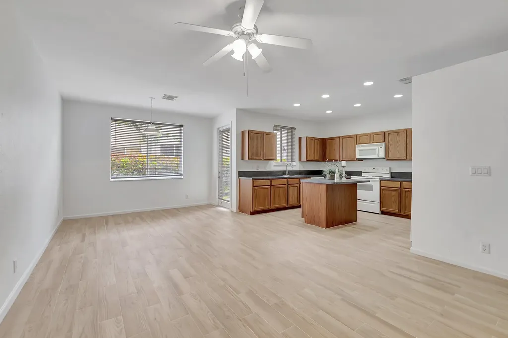 2767 S Evergreen Circle Boynton Beach FL 33426