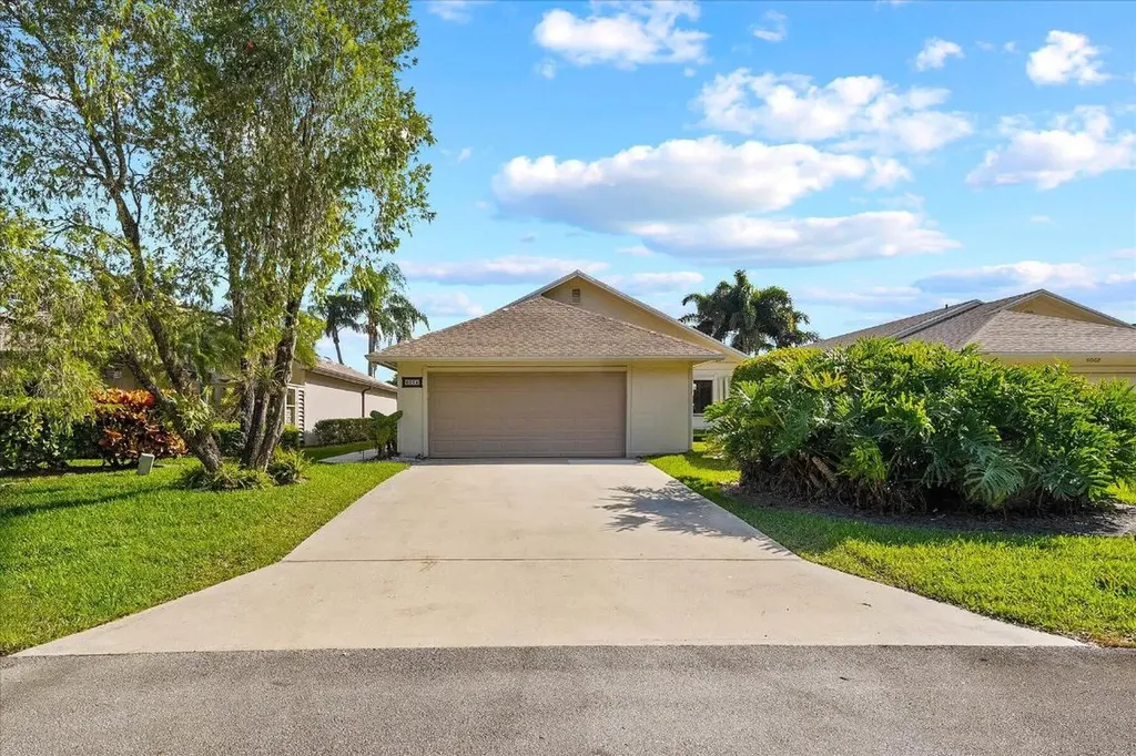 6014 SE Franklin Place Hobe Sound FL 33455