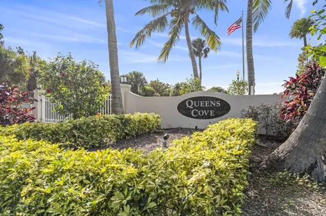 121 Queens Road Hutchinson Island FL 34949