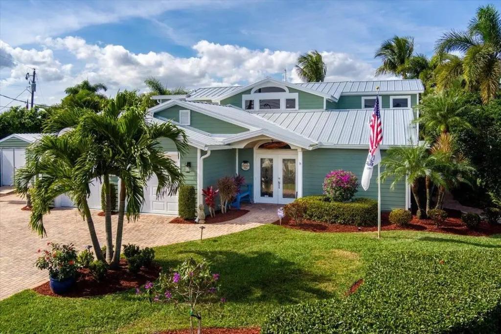340 SW Beachway Avenue Palm City FL 34990