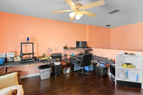 820 SE Sweetbay Avenue Port St Lucie FL 34983