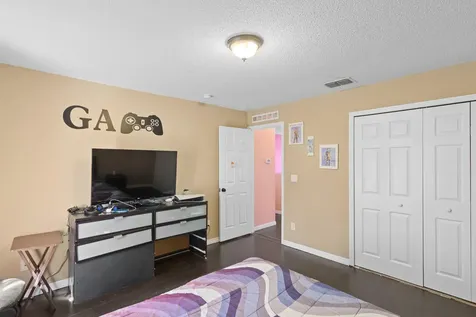 820 SE Sweetbay Avenue Port St Lucie FL 34983