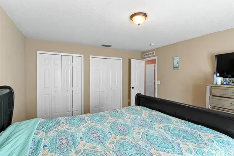 820 SE Sweetbay Avenue Port St Lucie FL 34983