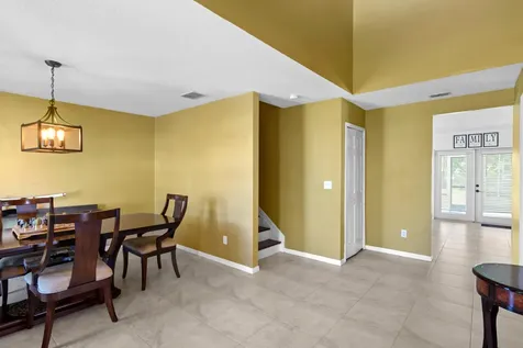 820 SE Sweetbay Avenue Port St Lucie FL 34983
