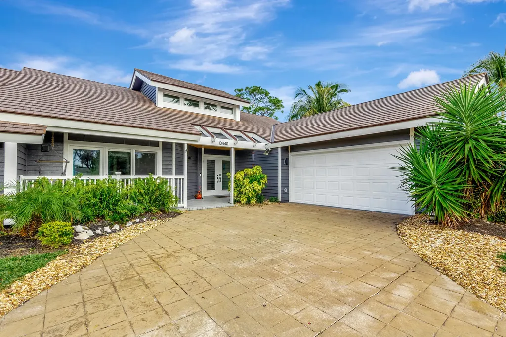10440 SE Jupiter Narrows Drive Hobe Sound FL 33455