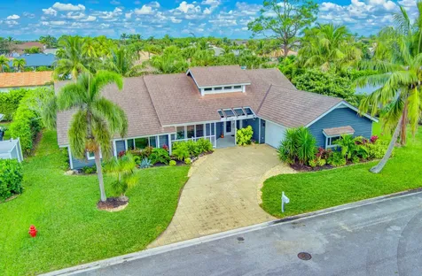 10440 SE Jupiter Narrows Drive Hobe Sound FL 33455