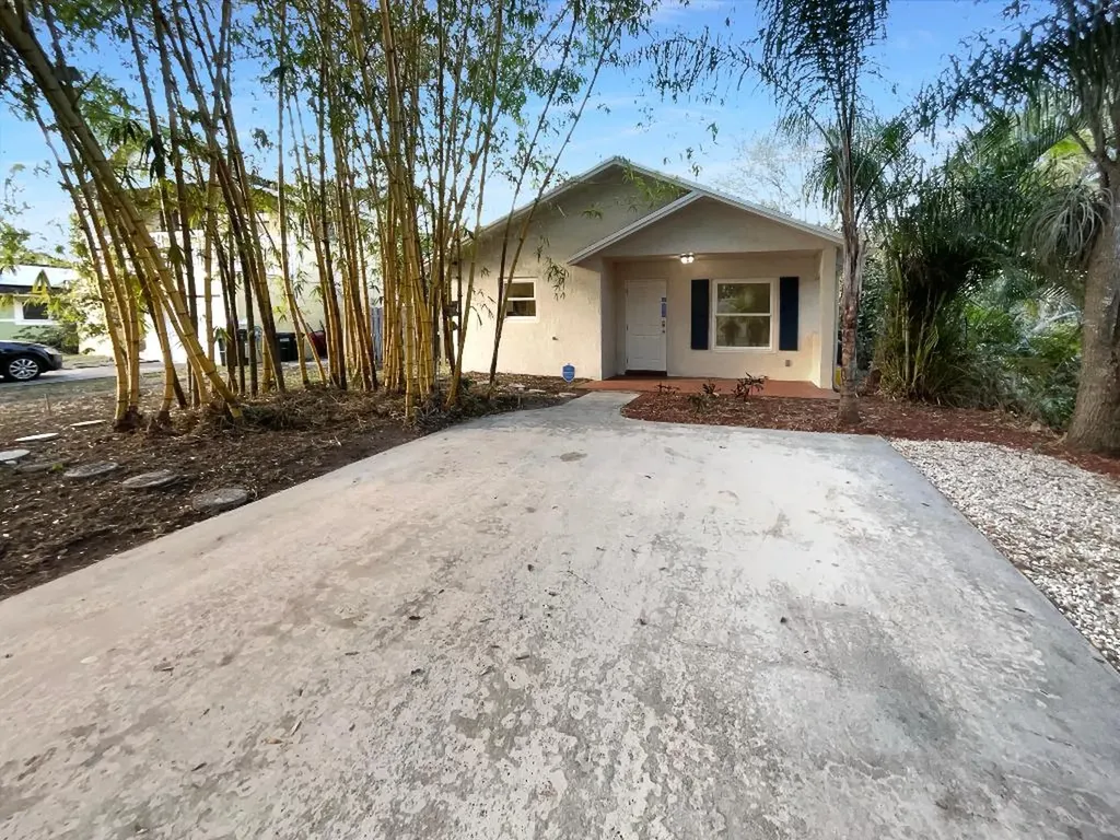 4817 Lincoln Road Delray Beach FL 33445
