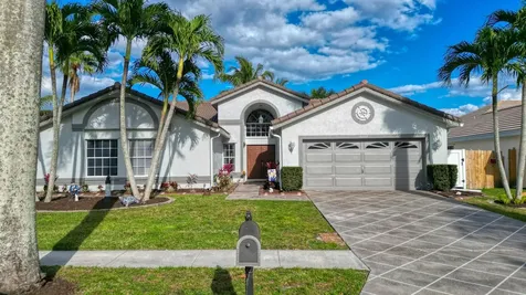 8862 Indian River Run Boynton Beach FL 33472
