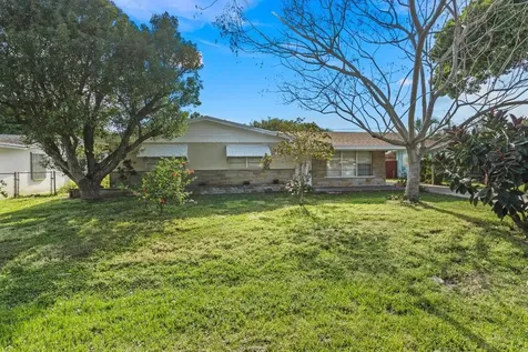 208 E Arbor Avenue Port St Lucie FL 34952
