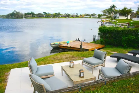 12744 Meadowbreeze Drive Wellington FL 33414