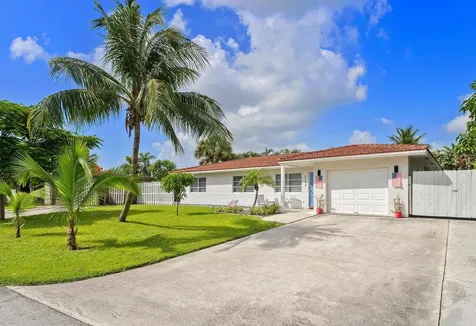 2198 NE 3rd Avenue Boca Raton FL 33431
