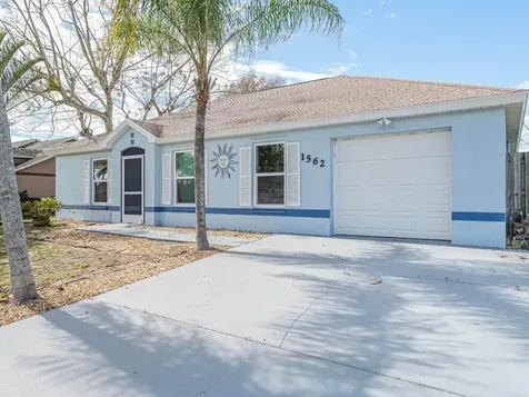 1562 SE Crowberry Drive Port St Lucie FL 34983