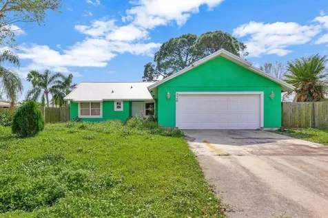 326 NE Greenbrier Avenue Port St Lucie FL 34983