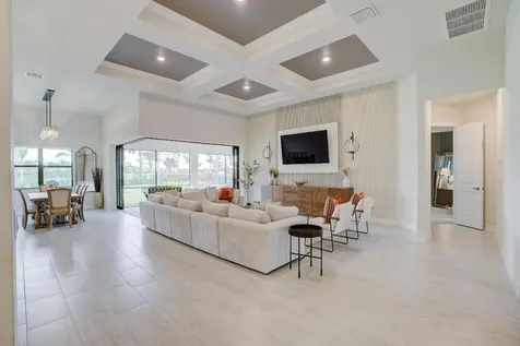 9226 Balsamo Drive Palm Beach Gardens FL 33412