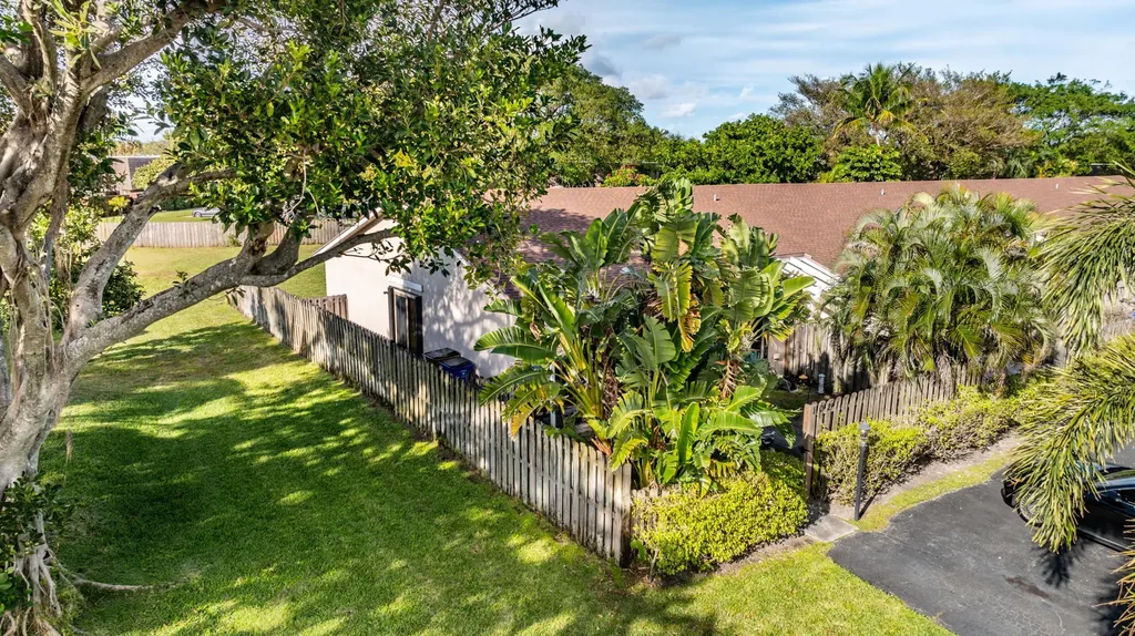 1021 NW 53rd Street Deerfield Beach FL 33064