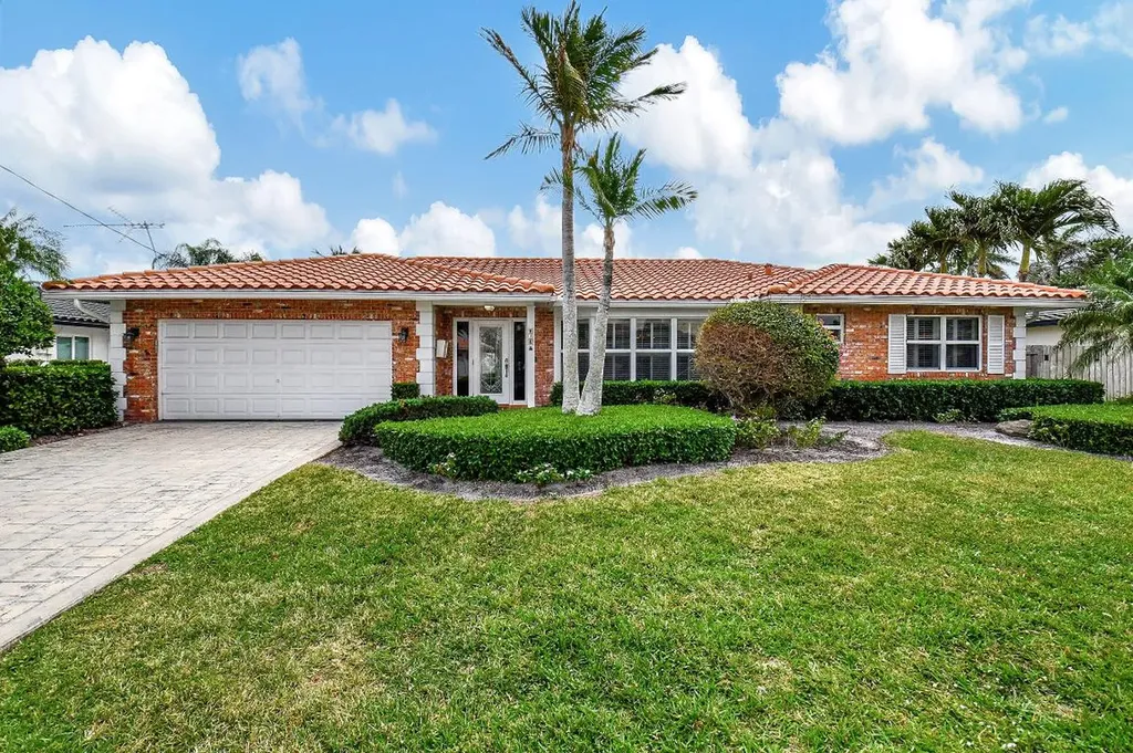 816 Appleby Street Boca Raton FL 33487