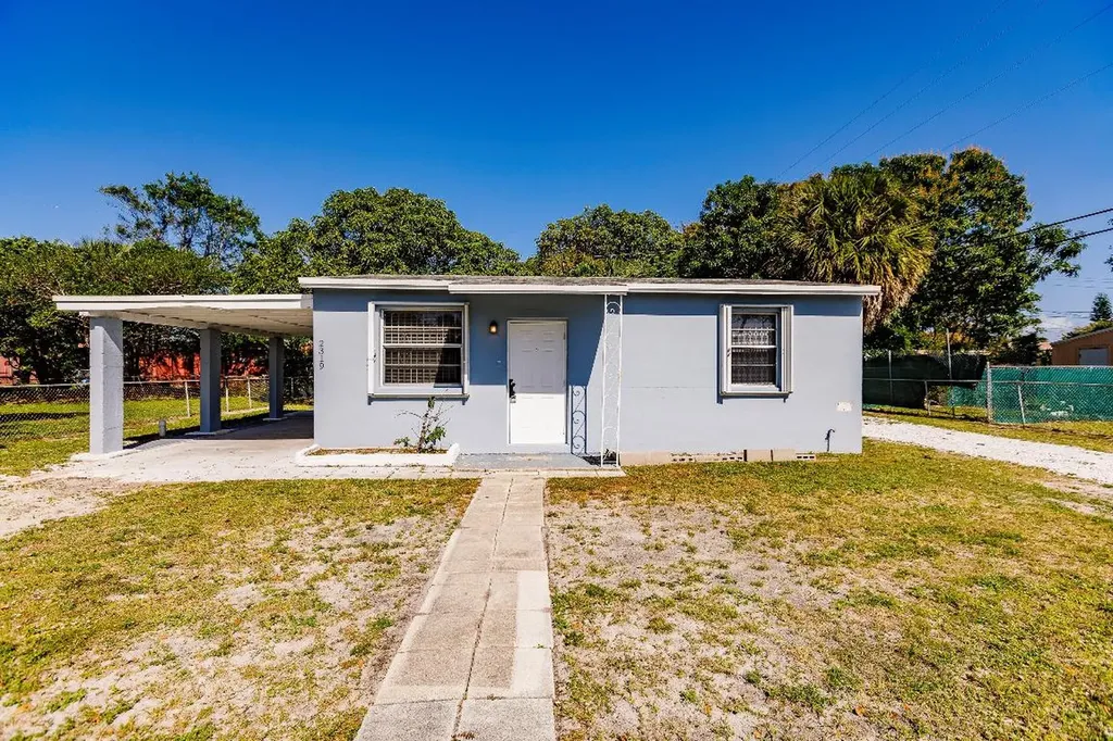 2319 NW 12th Court Fort Lauderdale FL 33311