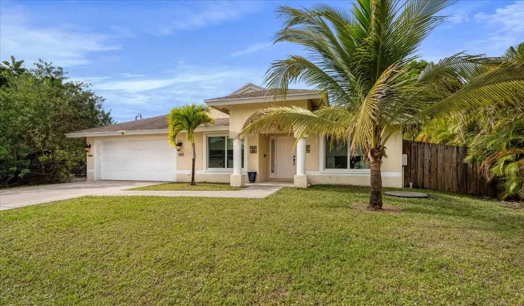 756 NE Jordan Terrace Port St Lucie FL 34983