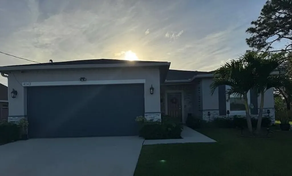 4142 SW Ragen Street Port St Lucie FL 34953