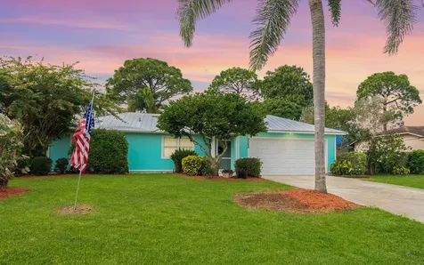 2268 SW Mount Vernon Street Port St Lucie FL 34953