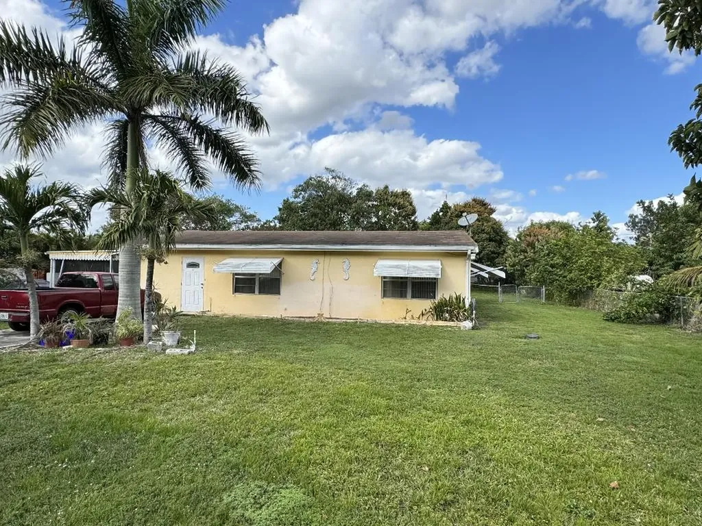 4059 Luzon Avenue Lake Worth FL 33461