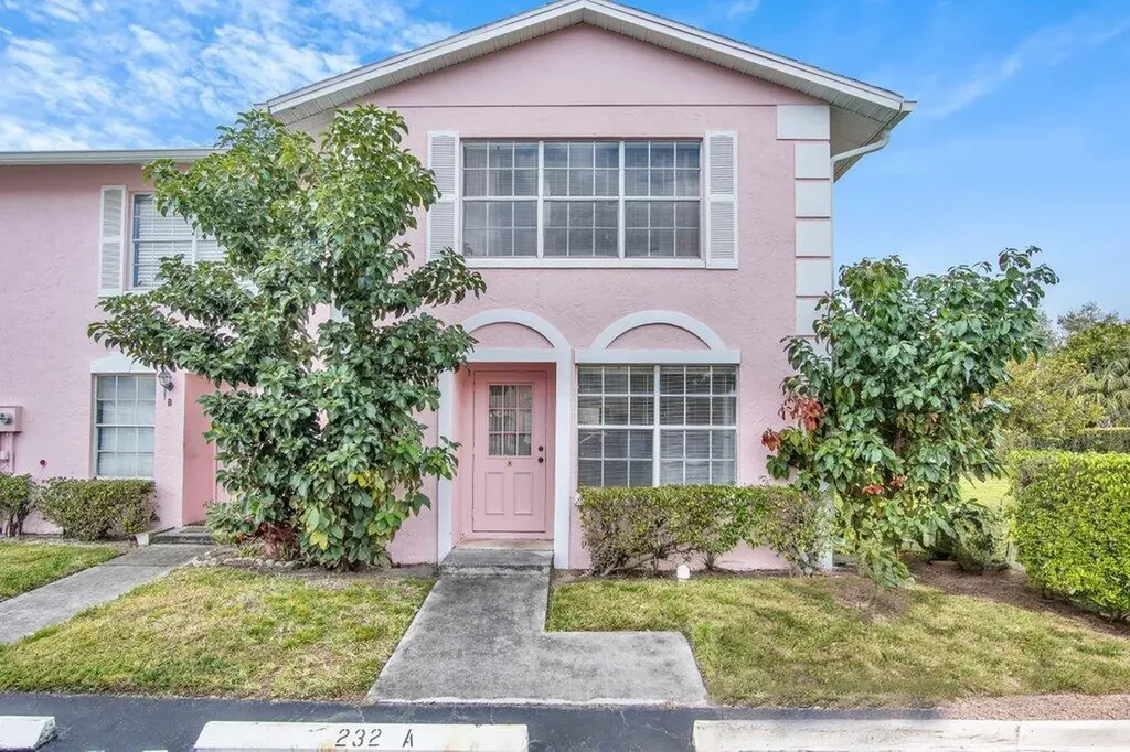 232 Foxtail Drive Greenacres FL 33415