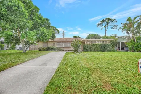 3584 Kitely Avenue Boynton Beach FL 33436