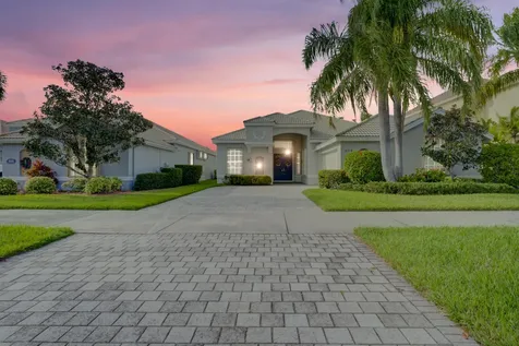 614 SW Lake Charles Circle Port St Lucie FL 34986